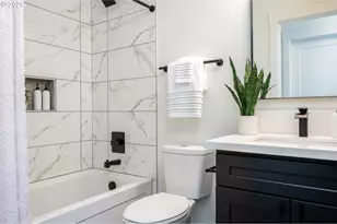 87 NE 78th Ave, Portland, OR 97213 - Photo 16