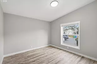 4617 SE 133rd Dr, Portland, OR 97236 - Photo 16