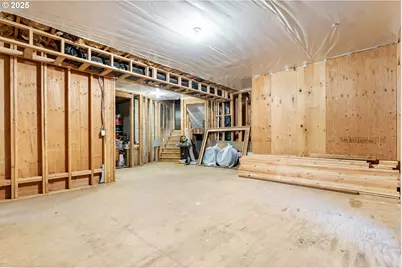 3311 NW Tullamore Ct, Portland, OR 97229 - Photo 38