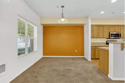 10805 NE Red Wing Way #101, Hillsboro, OR 97006 - Photo 12