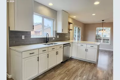 835 S Wynooski St, Newberg, OR 97132 - Photo 16
