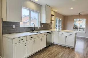 835 S Wynooski St, Newberg, OR 97132 - Photo 16
