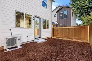 3276 SE 115th Ave, Portland, OR 97266 - Photo 10