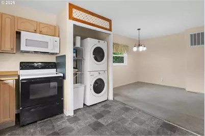 97 Dresden St, Astoria, OR 97103 - Photo 10