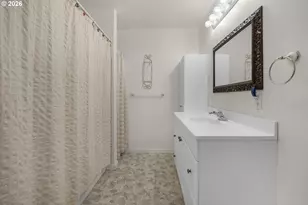 97 Dresden St, Astoria, OR 97103 - Photo 18