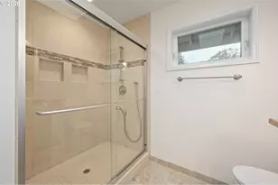 2436 Greiner St, Eugene, OR 97405 - Photo 24