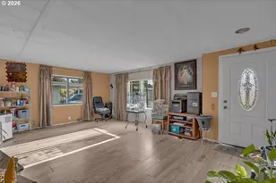 540 SW Georgetown Way, Beaverton, OR 97006 - Photo 12