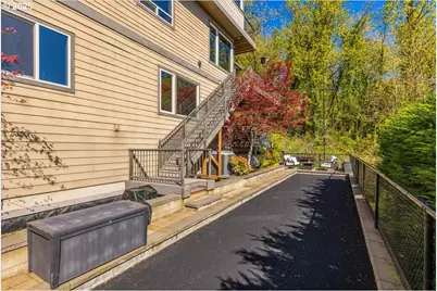 6643 NW Meridian Ridge Dr, Portland, OR 97210 - Photo 40