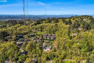 6643 NW Meridian Ridge Dr, Portland, OR 97210 - Photo 32