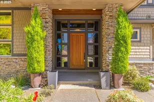 6643 NW Meridian Ridge Dr, Portland, OR 97210 - Photo 4