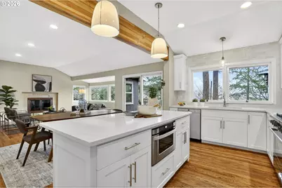 1433 SW Highland Rd, Portland, OR 97221 - Photo 16