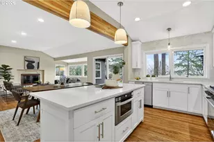 1433 SW Highland Rd, Portland, OR 97221 - Photo 16