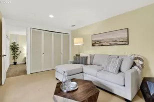 1433 SW Highland Rd, Portland, OR 97221 - Photo 32