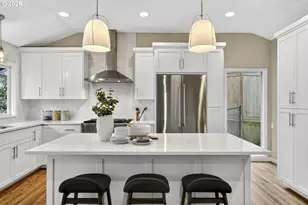 1433 SW Highland Rd, Portland, OR 97221 - Photo 12