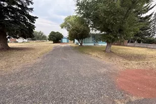 328 S Quincy Ave, Hines, OR 97738 - Photo 22