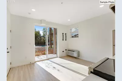 6115 NE Multnomah St #2, Portland, OR 97213 - Photo 4