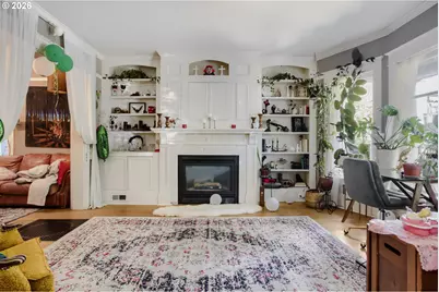 2124 NE Davis St, Portland, OR 97232 - Photo 8