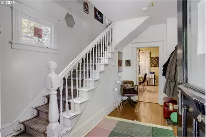 2124 NE Davis St, Portland, OR 97232 - Photo 4