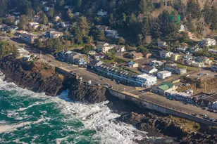 265 SE Hazelton Pl, Depoe Bay, OR 97341 - Photo 26