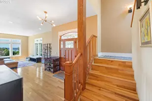 93867 Makai Ln, North Bend, OR 97459 - Photo 18