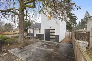 9504 SE 77th Ave, Milwaukie, OR 97222 - Photo 4