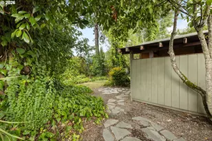 273 Eddy St, Sutherlin, OR 97479 - Photo 40