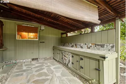273 Eddy St, Sutherlin, OR 97479 - Photo 38