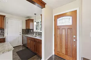 1789 Lawnridge Ave, Springfield, OR 97477 - Photo 4