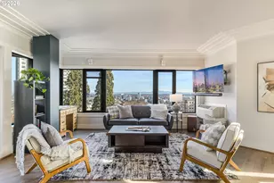 2245 SW Park Pl, Portland, OR 97205 - Photo 12