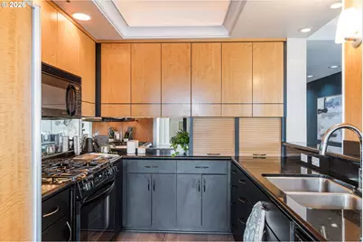 2245 SW Park Pl #7B, Portland, OR 97205 - Photo 20