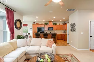 885 North Pointe Dr, Albany, OR 97321 - Photo 12