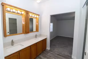 503 S 51st Pl, Springfield, OR 97478 - Photo 30