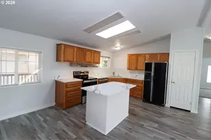 503 S 51st Pl, Springfield, OR 97478 - Photo 18