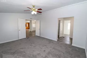 503 S 51st Pl, Springfield, OR 97478 - Photo 24