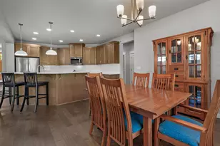 265 NE 36th Ct, Hillsboro, OR 97124 - Photo 16