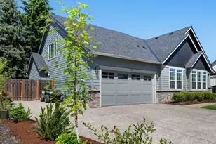 265 NE 36th Ct, Hillsboro, OR 97124 - Photo 2