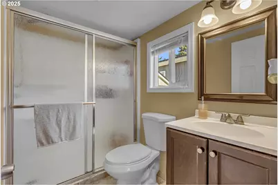 6900 SW 195th Ave #225, Beaverton, OR 97007 - Photo 32