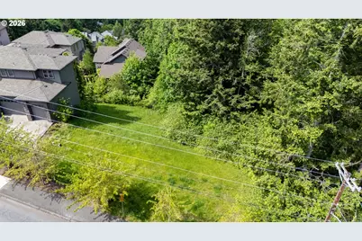 3348 NW Tullamore Ct, Portland, OR 97229 - Photo 2