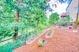 11719 NW Pinyon St, Portland, OR 97229 - Photo 12