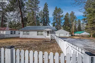 138722 Rhododendron St, Gilchrist, OR 97737 - Photo 14