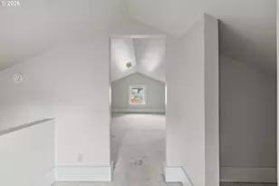 3560 NE Stanton St, Portland, OR 97212 - Photo 16