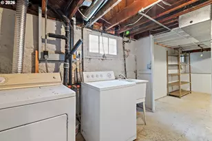 3560 NE Stanton St, Portland, OR 97212 - Photo 28