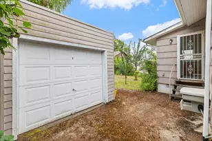 3560 NE Stanton St, Portland, OR 97212 - Photo 30