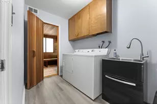 3220 SW 66th Ave, Portland, OR 97225 - Photo 38