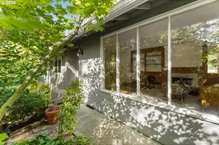 3220 SW 66th Ave, Portland, OR 97225 - Photo 4