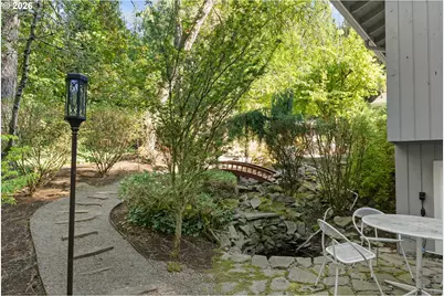 3220 SW 66th Ave, Portland, OR 97225 - Photo 40