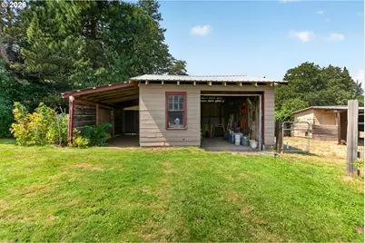 4460 Riordan Hill Dr, Hood River, OR 97031 - Photo 38
