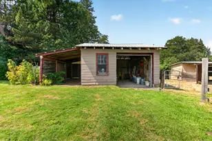 4460 Riordan Hill Dr, Hood River, OR 97031 - Photo 38