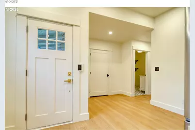 296 N 4th St, Saint Helens, OR 97051 - Photo 8