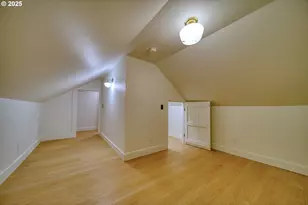 296 N 4th St, Saint Helens, OR 97051 - Photo 16